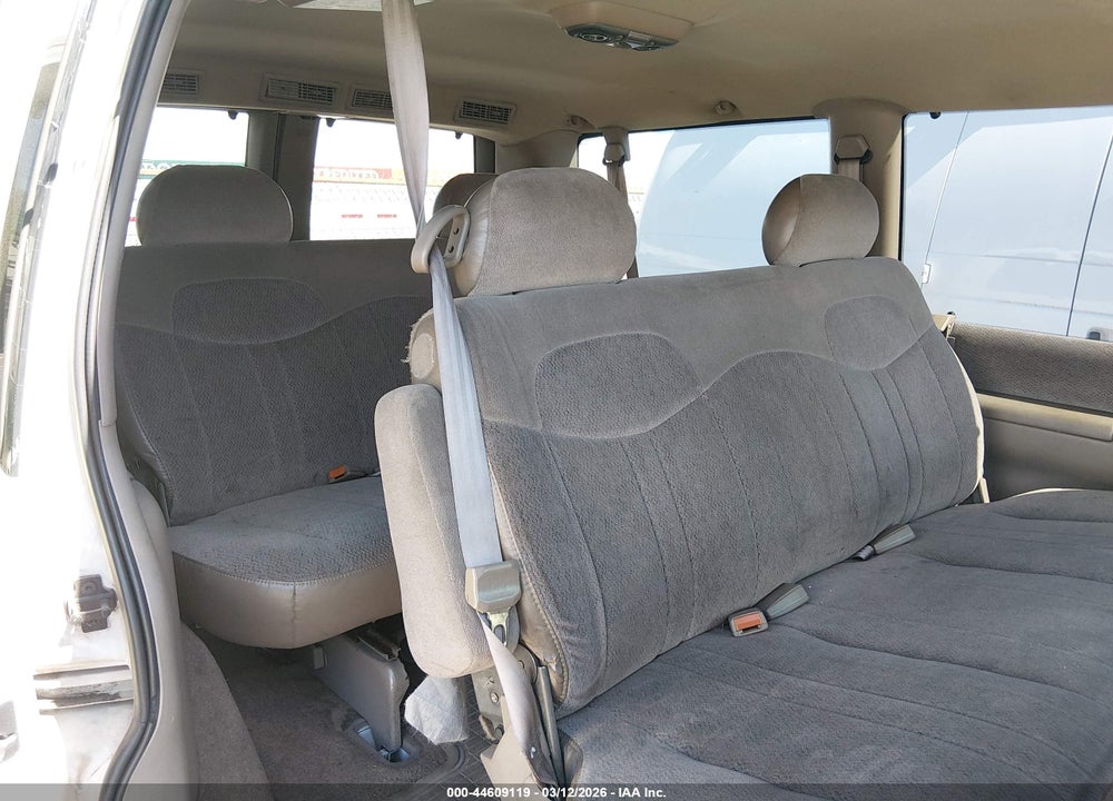 1999 GMC SAFARI SL VIN: 1GKDM19W3XB538035