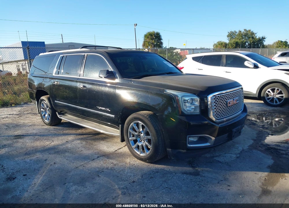 2015 GMC YUKON XL 1500 DENALI VIN: 1GKS2JKJ0FR201503