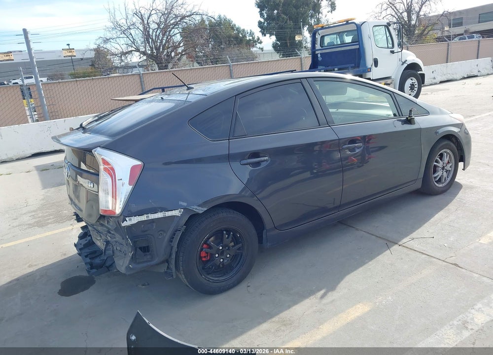 2015 TOYOTA PRIUS TWO VIN: JTDKN3DU6F0442024