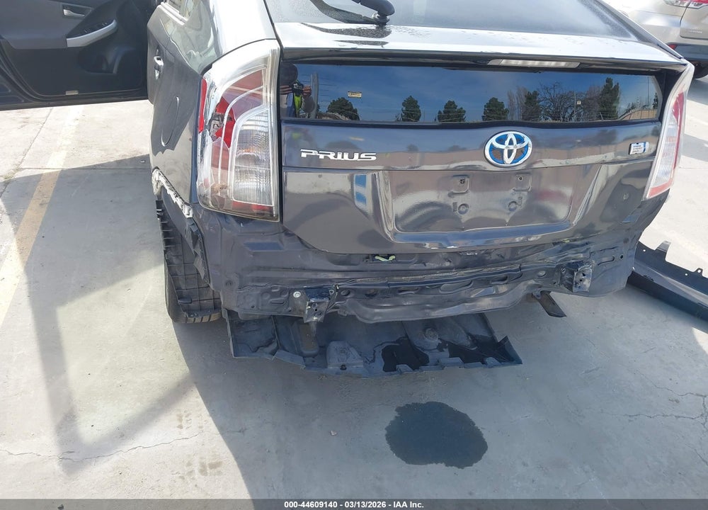 2015 TOYOTA PRIUS TWO VIN: JTDKN3DU6F0442024