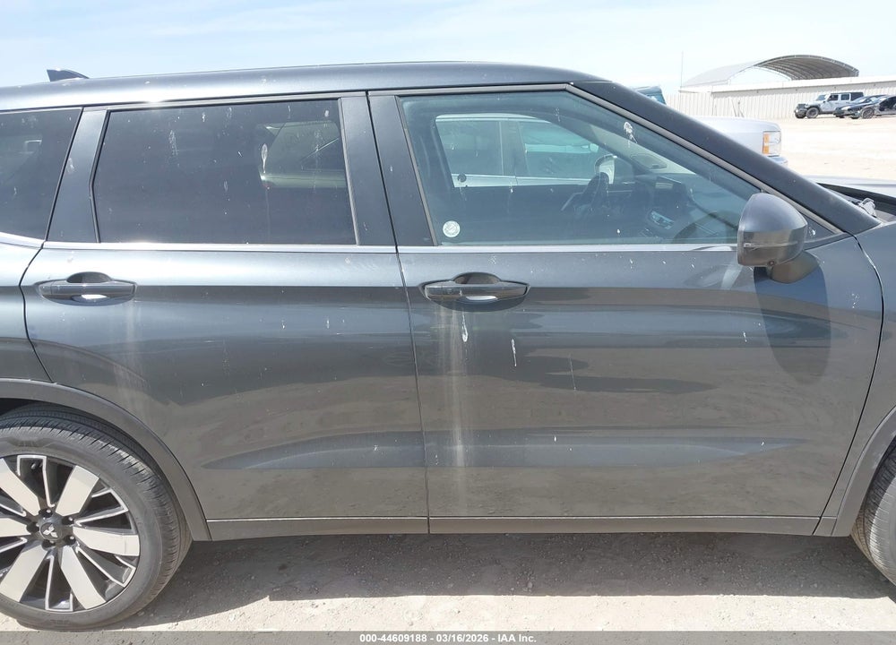 2025 MITSUBISHI OUTLANDER SE 2.5 2WD VIN: JA4J3VA84SZ014604
