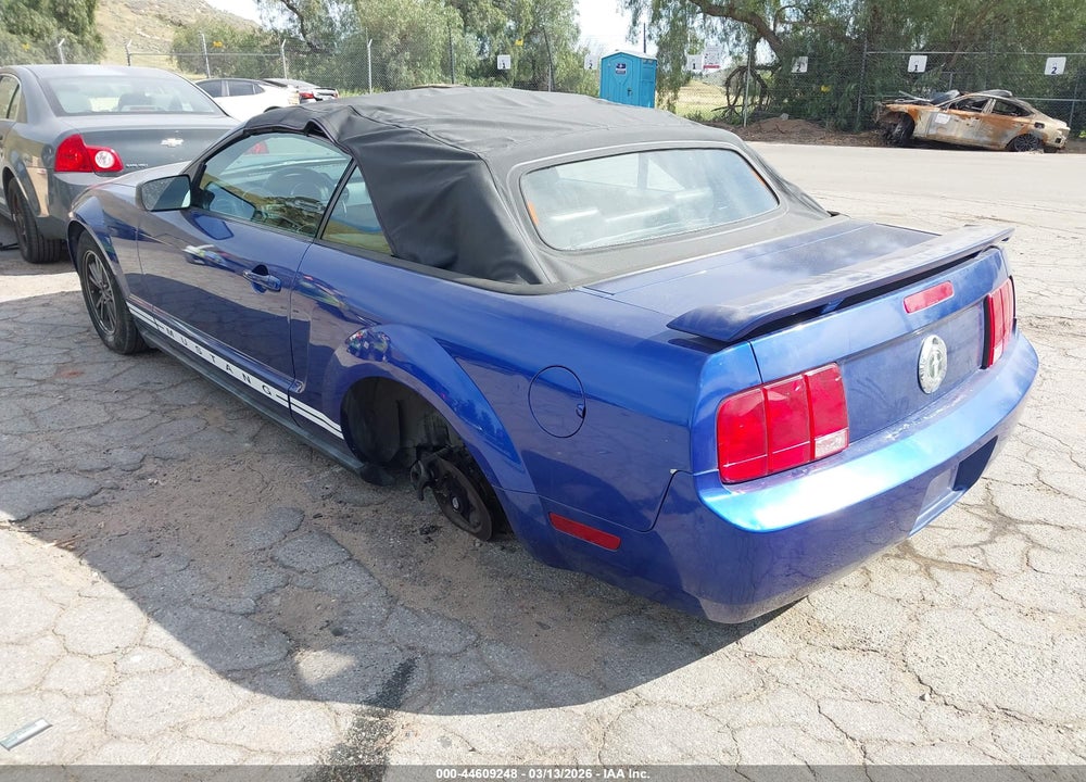 2005 FORD MUSTANG VIN: 1ZVFT84N055231851