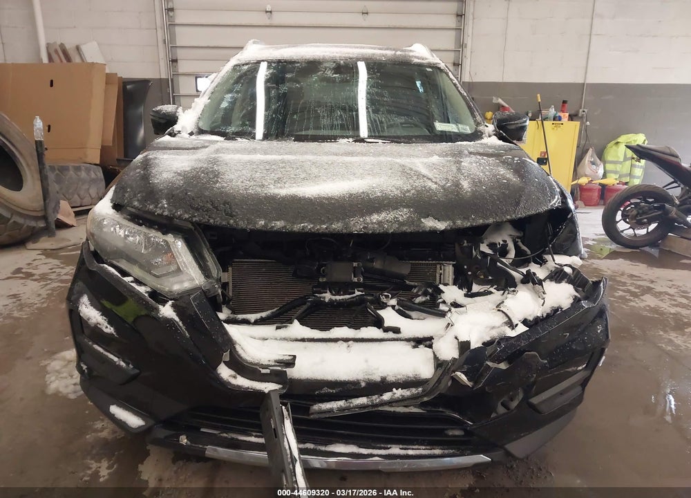 2018 NISSAN ROGUE SV VIN: 5N1AT2MV4JC829629