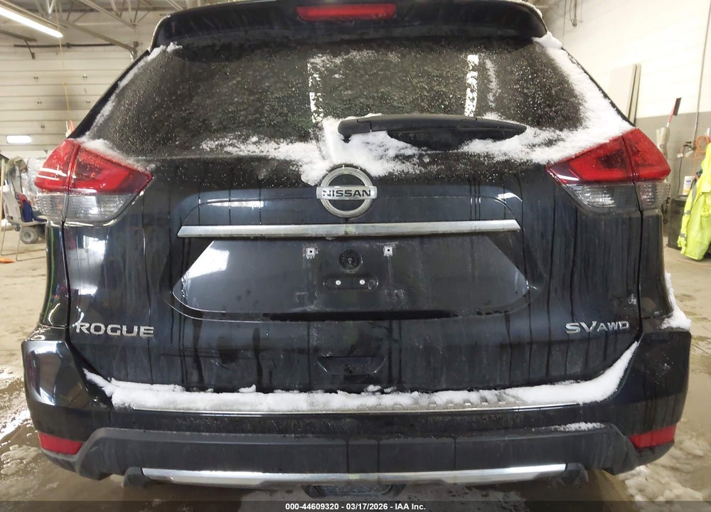 2018 NISSAN ROGUE SV VIN: 5N1AT2MV4JC829629