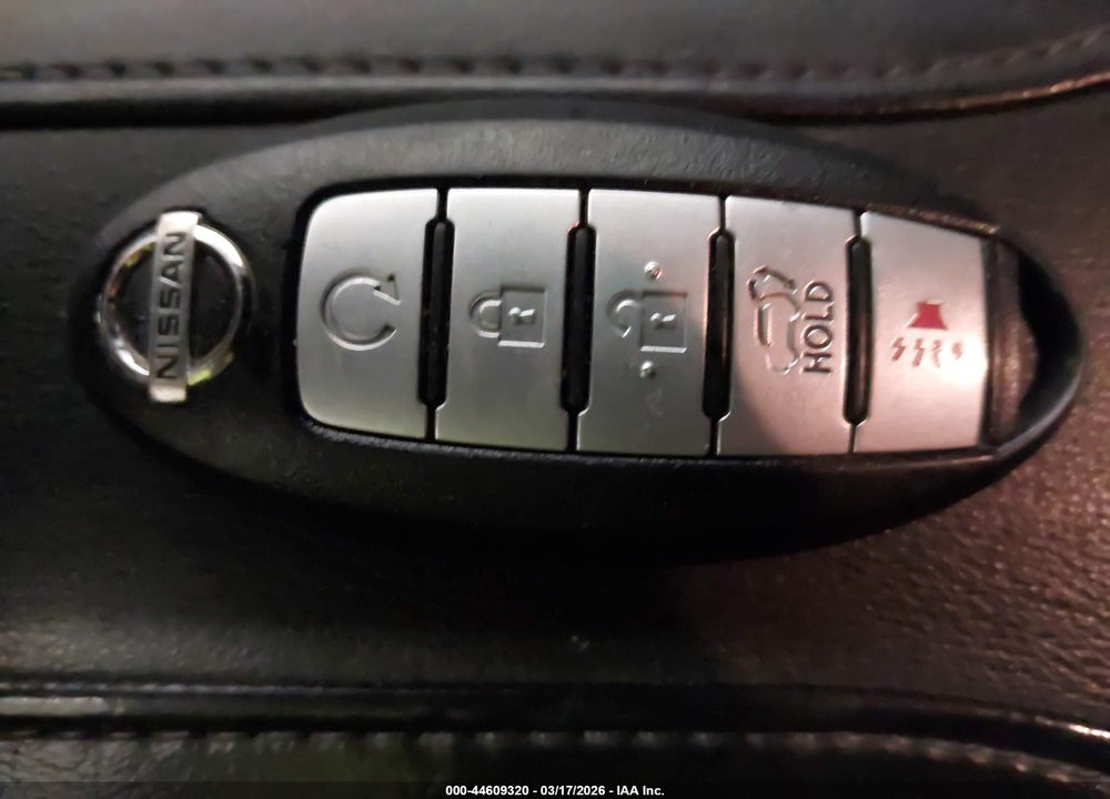 2018 NISSAN ROGUE SV VIN: 5N1AT2MV4JC829629