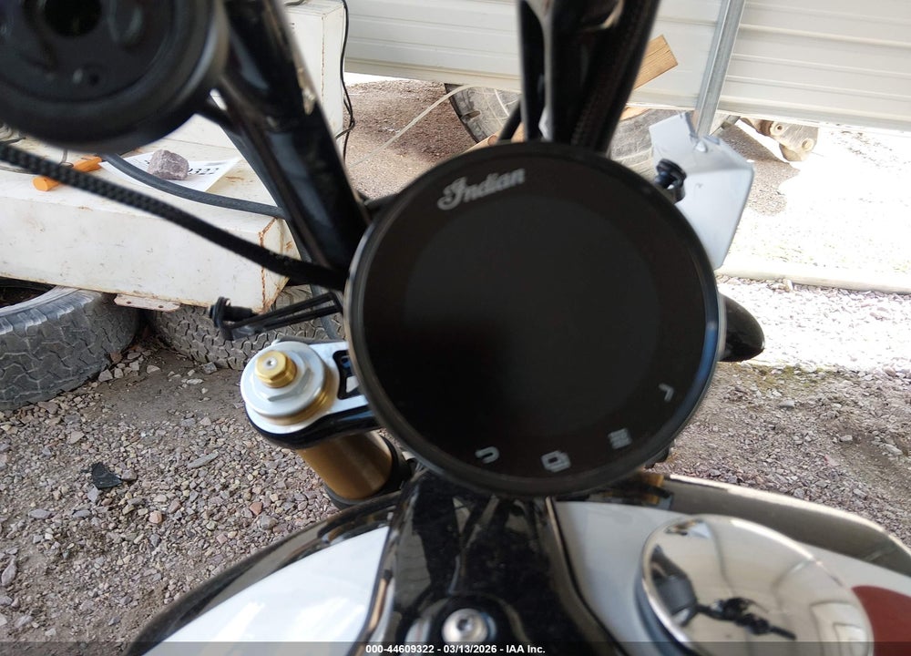 2025 INDIAN MOTORCYCLE CO. 101 SCOUT VIN: 56KSSE77XS3208420