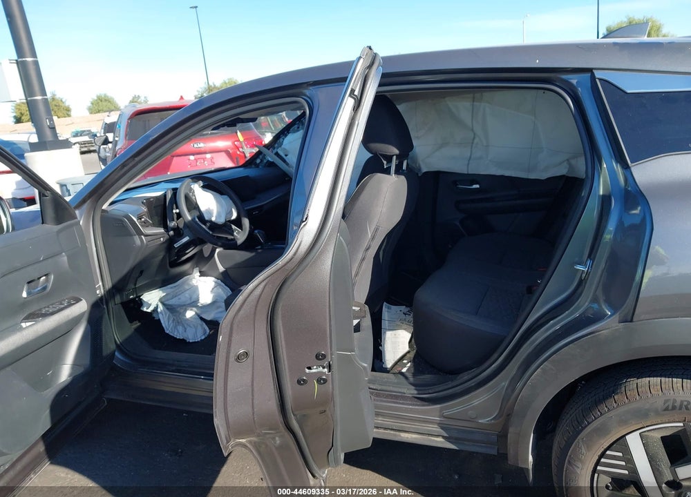 2025 NISSAN KICKS SV FWD VIN: 3N8AP6CA1SL395369