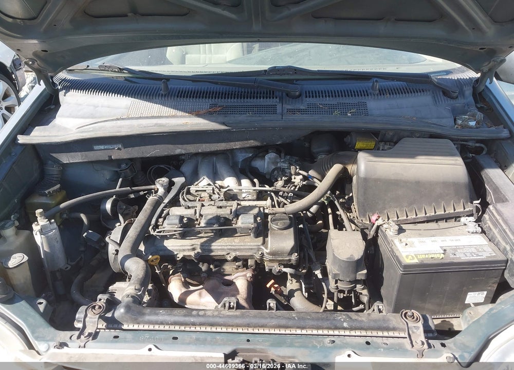 2000 TOYOTA SIENNA LE VIN: 4T3ZF13C4YU207290