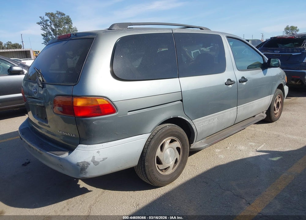 2000 TOYOTA SIENNA LE VIN: 4T3ZF13C4YU207290