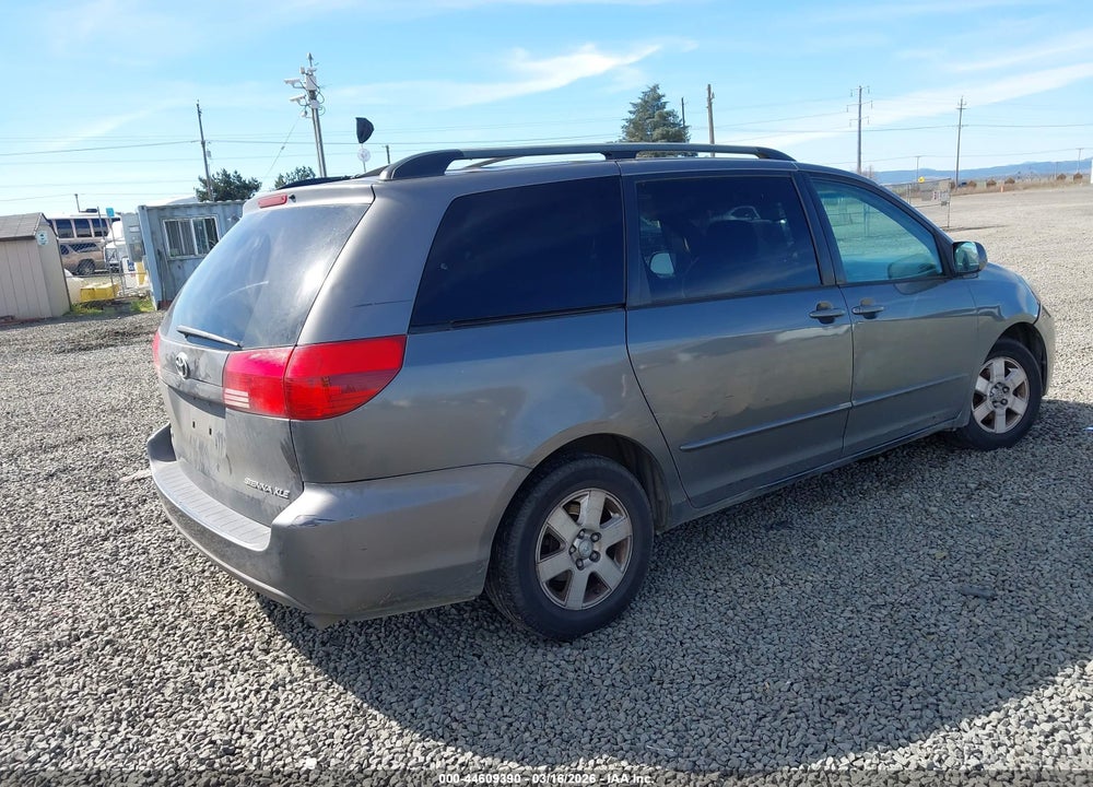 2004 TOYOTA SIENNA XLE VIN: 5TDZA22C94S102732