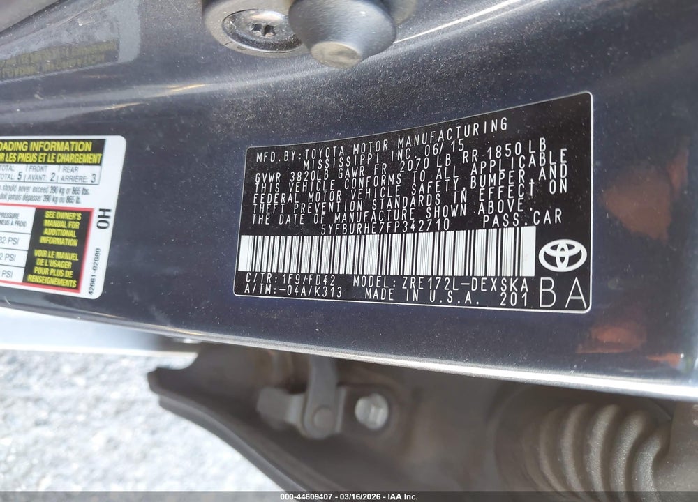 2015 TOYOTA COROLLA S PLUS VIN: 5YFBURHE7FP342710
