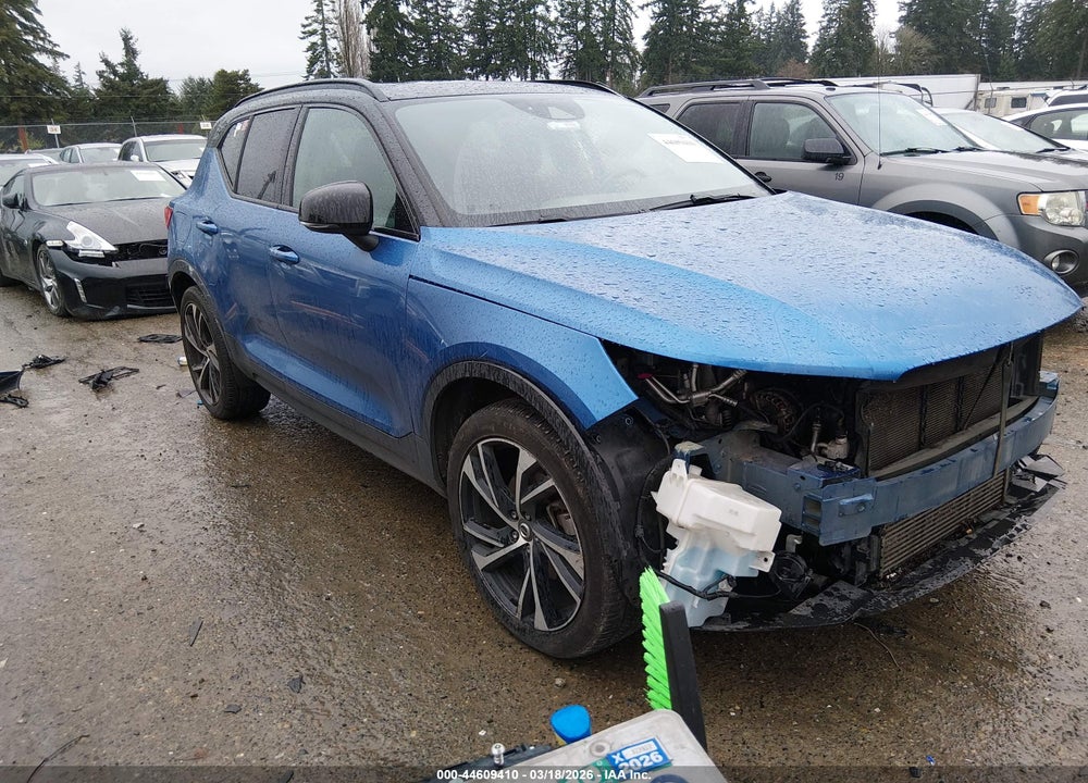 2019 VOLVO XC40 T5 R-DESIGN VIN: YV4162UMXK2135454