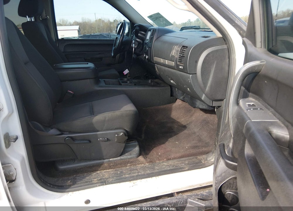 2013 CHEVROLET SILVERADO 1500 LT VIN: 3GCPCSE07DG242151