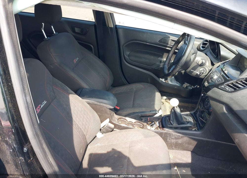 2019 FORD FIESTA ST LINE VIN: 3FADP4DJ7KM166447