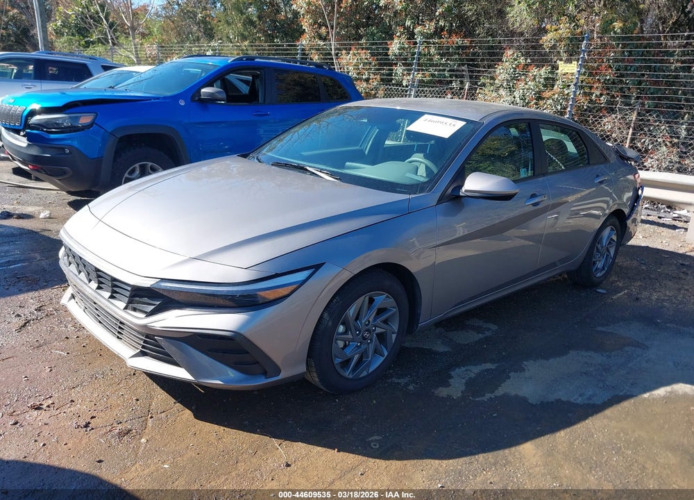 2024 HYUNDAI ELANTRA SEL VIN: KMHLM4DG7RU681792