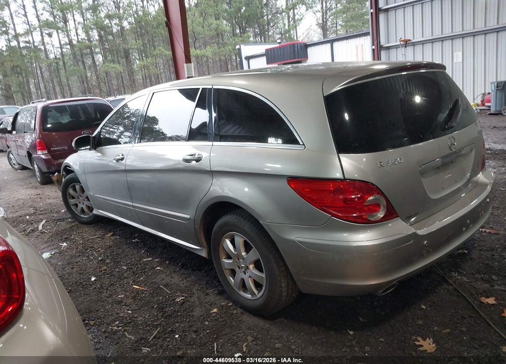 2007 MERCEDES-BENZ R 350 4MATIC VIN: 4JGCB65E97A037627