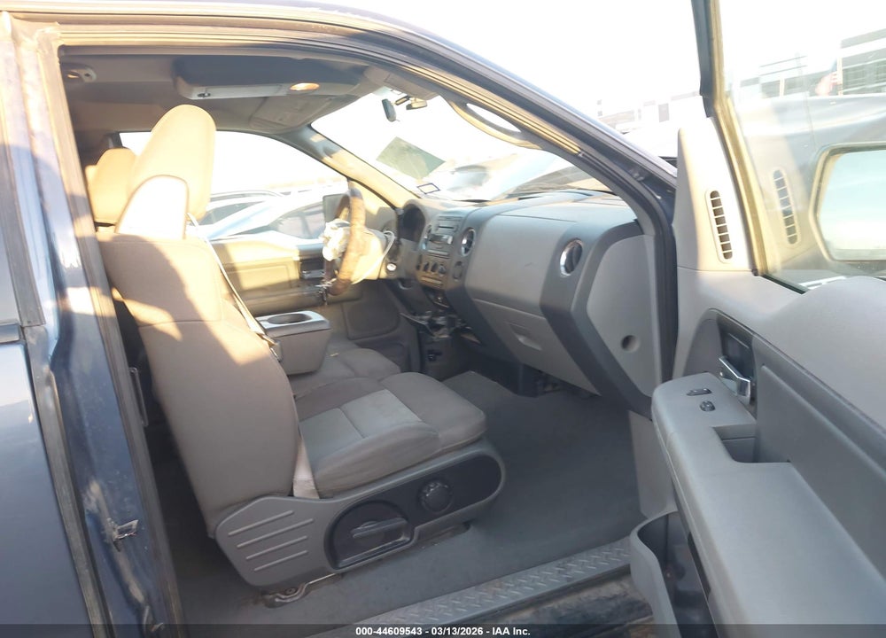 2005 FORD F-150 STX/XL/XLT VIN: 1FTRX12W95NB62813