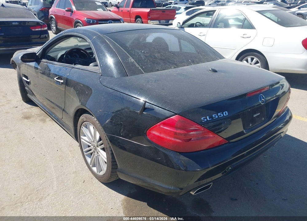 2011 MERCEDES-BENZ SL 550 VIN: WDBSK7BAXBF163447