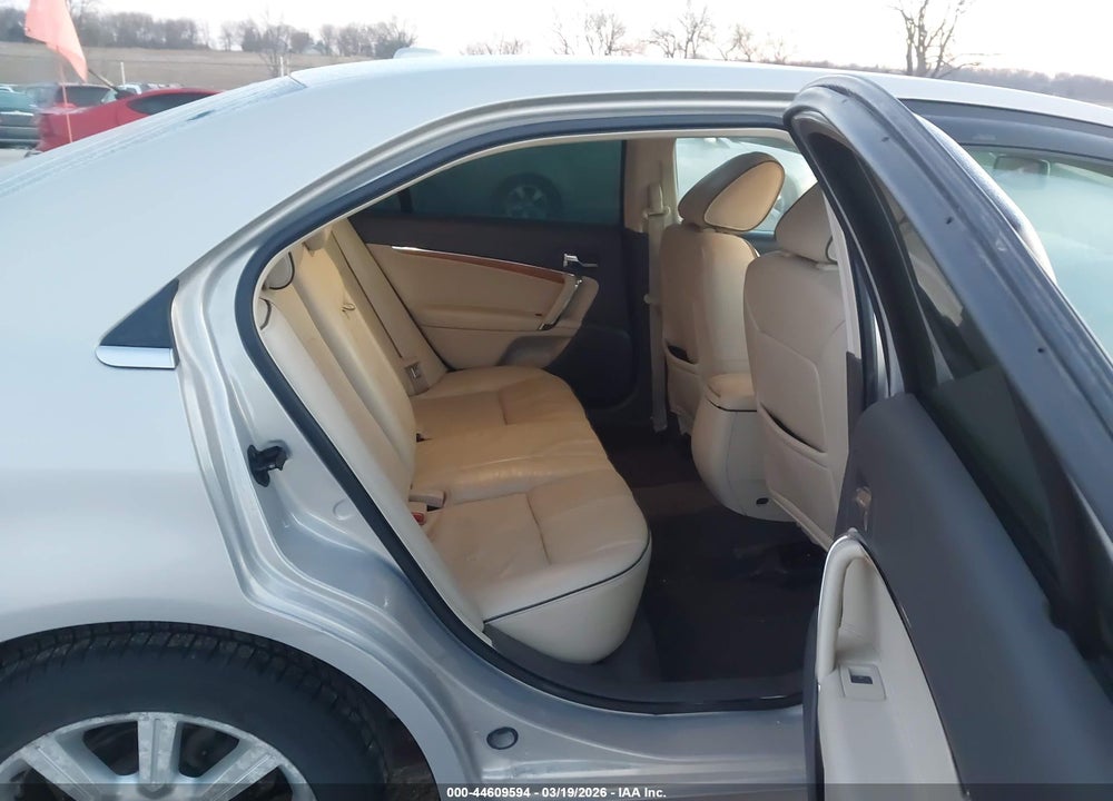 2010 LINCOLN MKZ VIN: 3LNHL2JC0AR646439