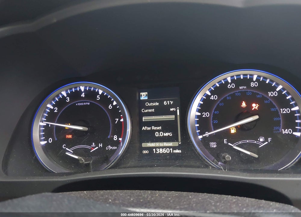 2019 TOYOTA HIGHLANDER XLE VIN: 5TDKZRFH8KS554953