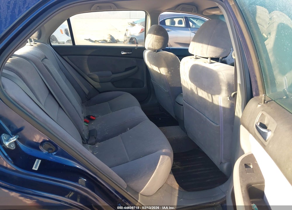 2003 HONDA ACCORD 2.4 LX VIN: JHMCM563X3C028096