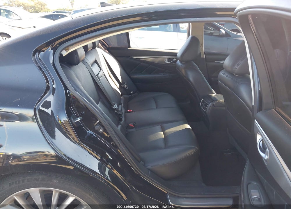 2017 INFINITI Q50 3.0T PREMIUM VIN: JN1EV7AP4HM742842