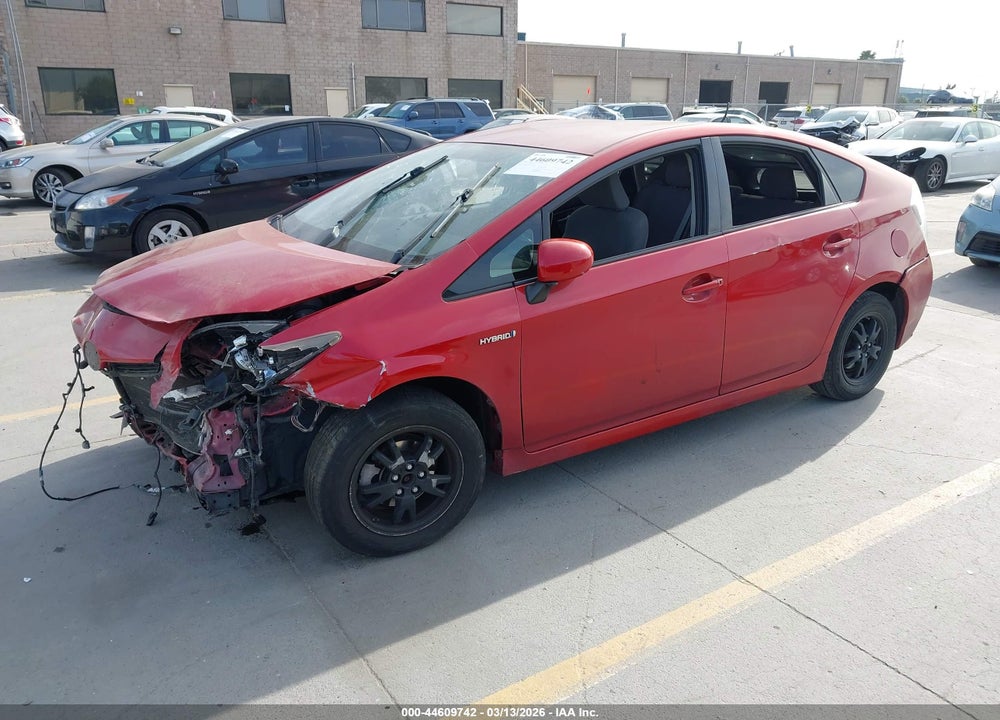 2013 TOYOTA PRIUS THREE VIN: JTDKN3DU2D5547885