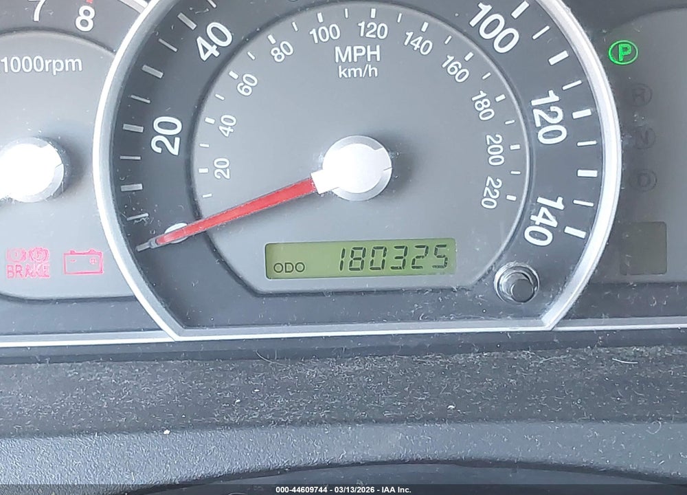 2008 KIA SORENTO LX VIN: KNDJC735785785899