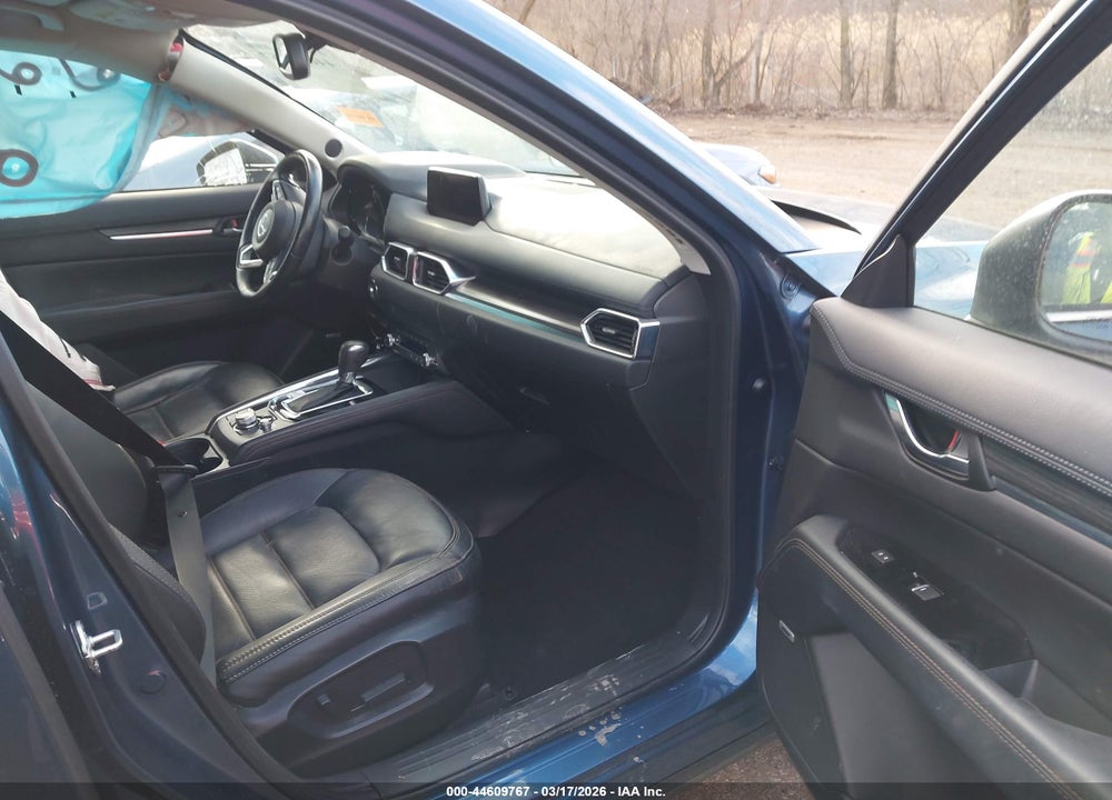 2019 MAZDA CX-5 GRAND TOURING VIN: JM3KFBDM0K0505482