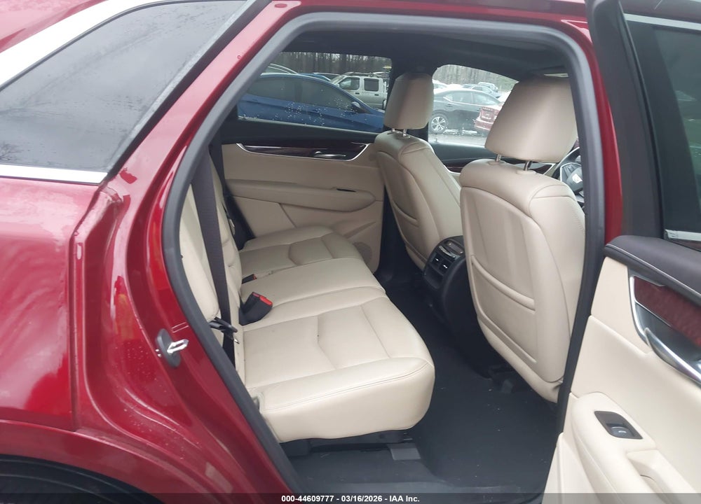 2017 CADILLAC XT5 PREMIUM LUXURY VIN: 1GYKNERS5HZ116808