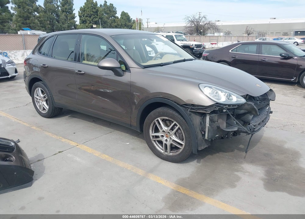 2014 PORSCHE CAYENNE DIESEL VIN: WP1AF2A23ELA32234