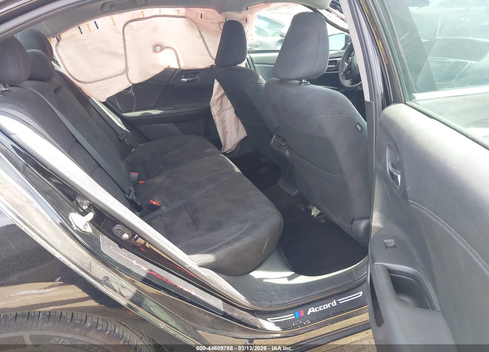 2016 HONDA ACCORD EX VIN: 1HGCR2F72GA199321