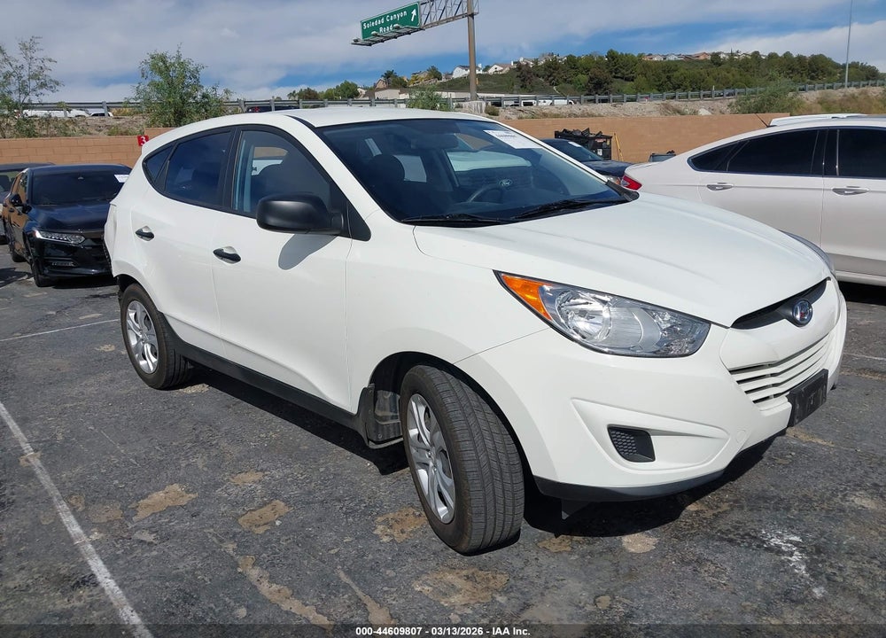 2010 HYUNDAI TUCSON GLS VIN: KM8JT3AC9AU020579