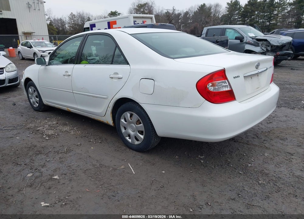 2002 TOYOTA CAMRY LE VIN: 4T1BE32K62U101089
