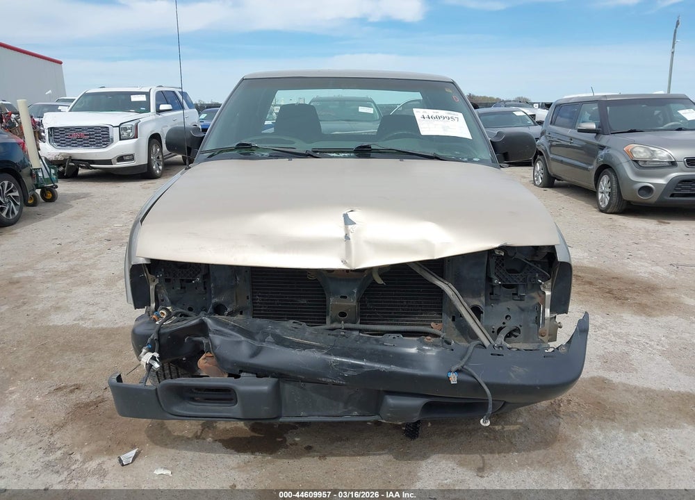2003 CHEVROLET S-10 VIN: 1GCCS19X038235324