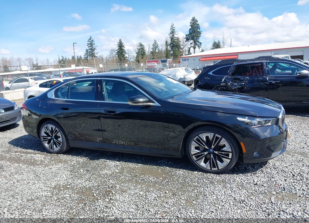 2024 BMW I5 EDRIVE40 VIN: WBY33FK01RCP95140