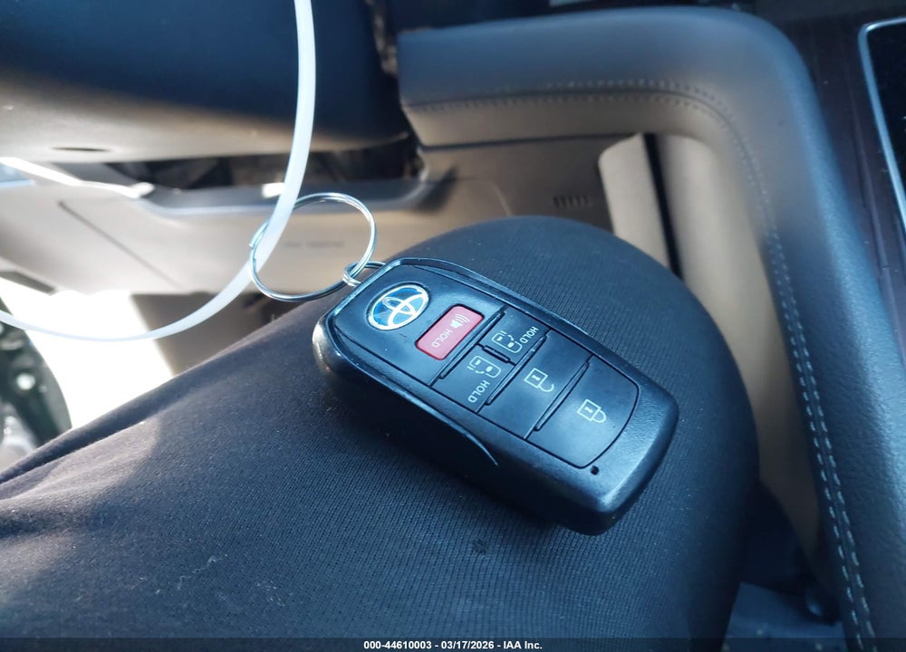2022 TOYOTA SIENNA LE VIN: 5TDKSKFCXNS069816