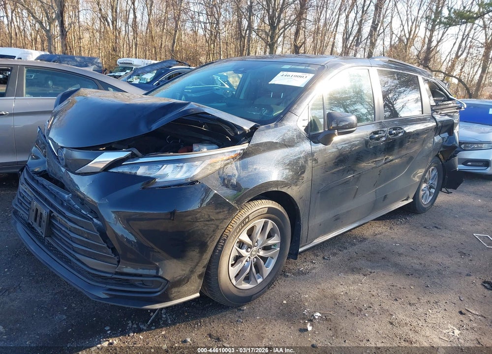 2022 TOYOTA SIENNA LE VIN: 5TDKSKFCXNS069816