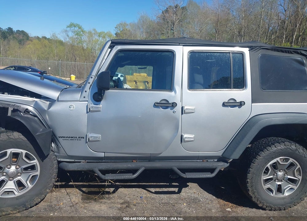 2014 JEEP WRANGLER UNLIMITED SPORT VIN: 1C4BJWDG7EL120528