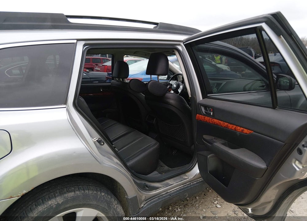 2011 SUBARU OUTBACK 2.5I LIMITED VIN: 4S4BRBKC2B3381056