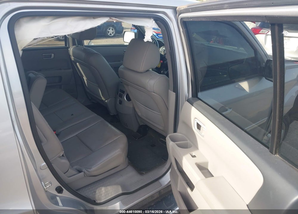 2015 HONDA PILOT EX-L VIN: 5FNYF3H5XFB028742