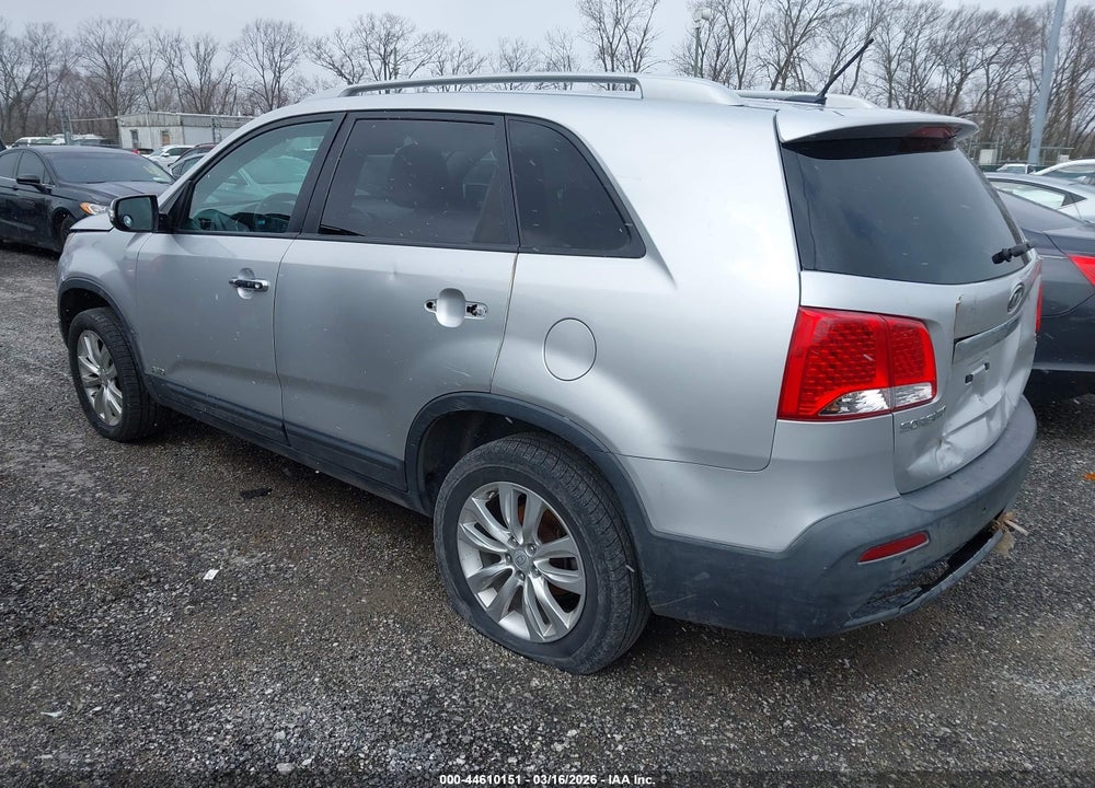 2011 KIA SORENTO EX VIN: 5XYKUCA13BG074998