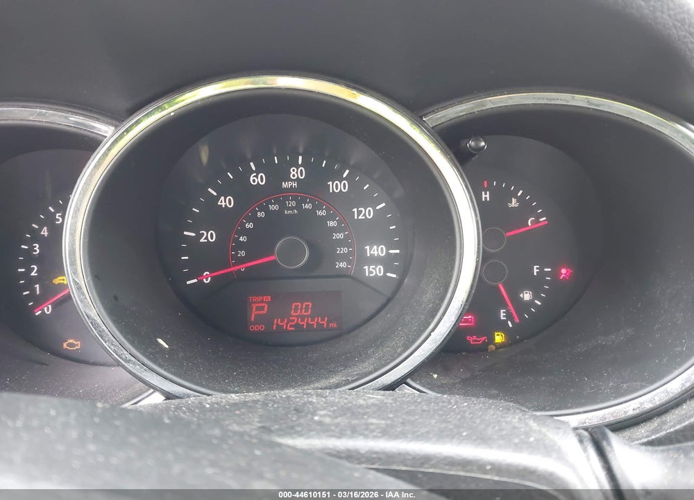 2011 KIA SORENTO EX VIN: 5XYKUCA13BG074998