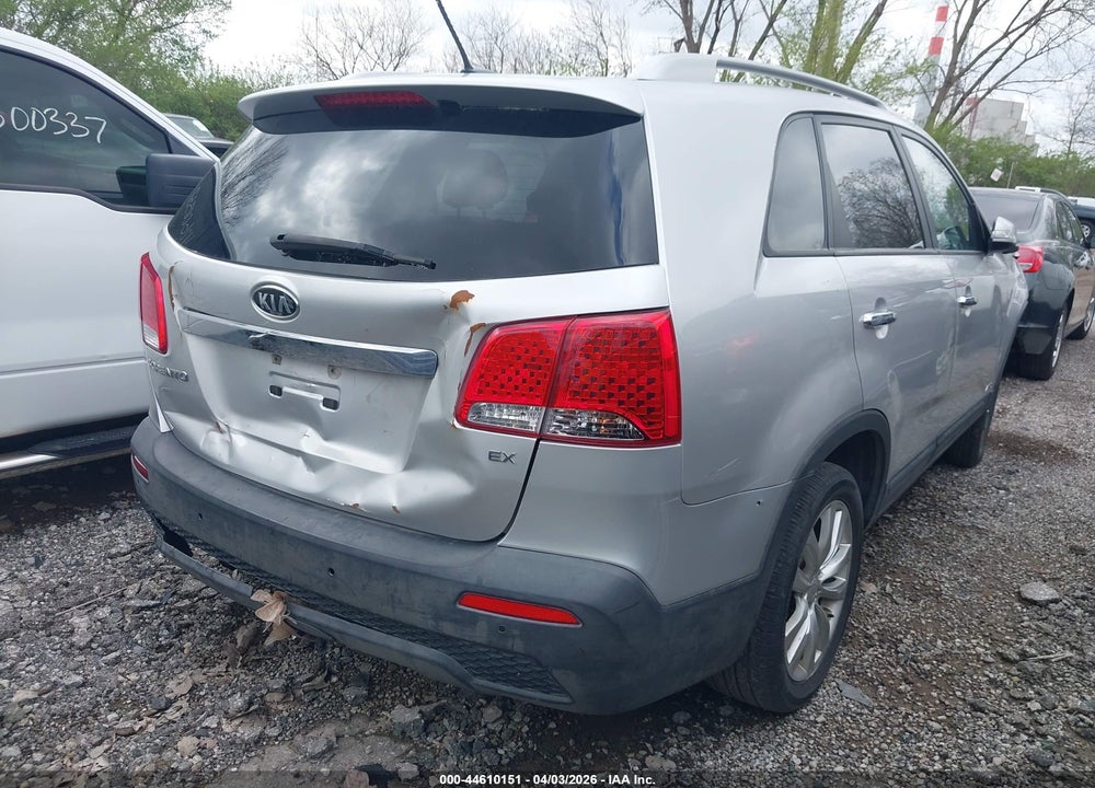2011 KIA SORENTO EX VIN: 5XYKUCA13BG074998