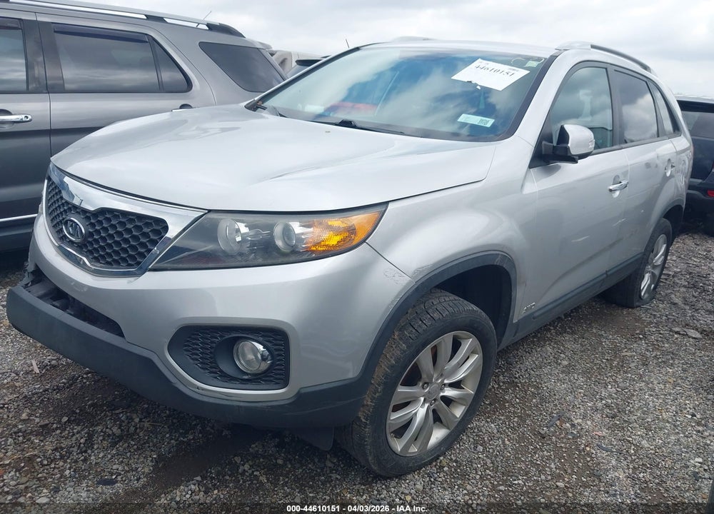 2011 KIA SORENTO EX VIN: 5XYKUCA13BG074998