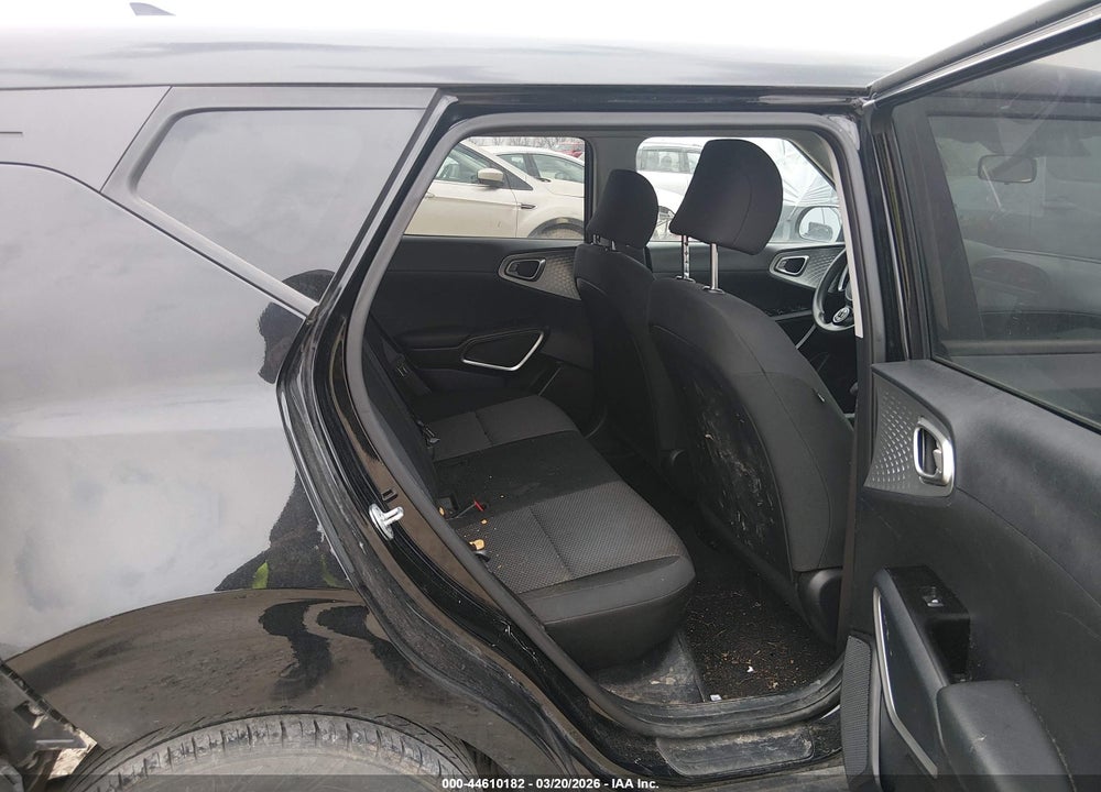 2021 KIA SOUL LX VIN: KNDJ23AU2M7746397