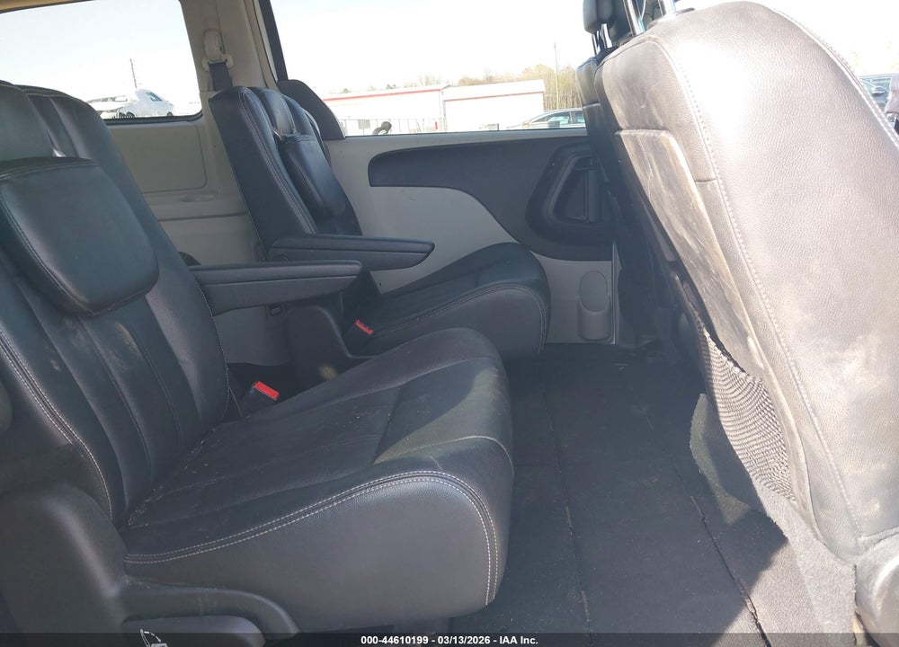 2014 CHRYSLER TOWN & COUNTRY TOURING VIN: 2C4RC1BG8ER211247
