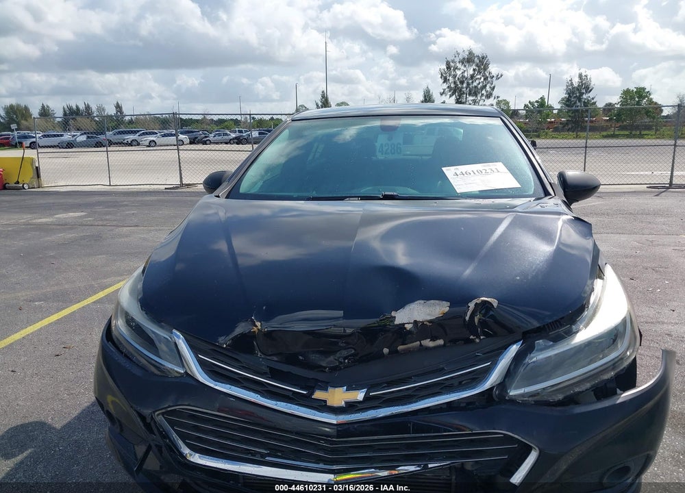 2017 CHEVROLET CRUZE LT AUTO VIN: 1G1BE5SM4H7118748