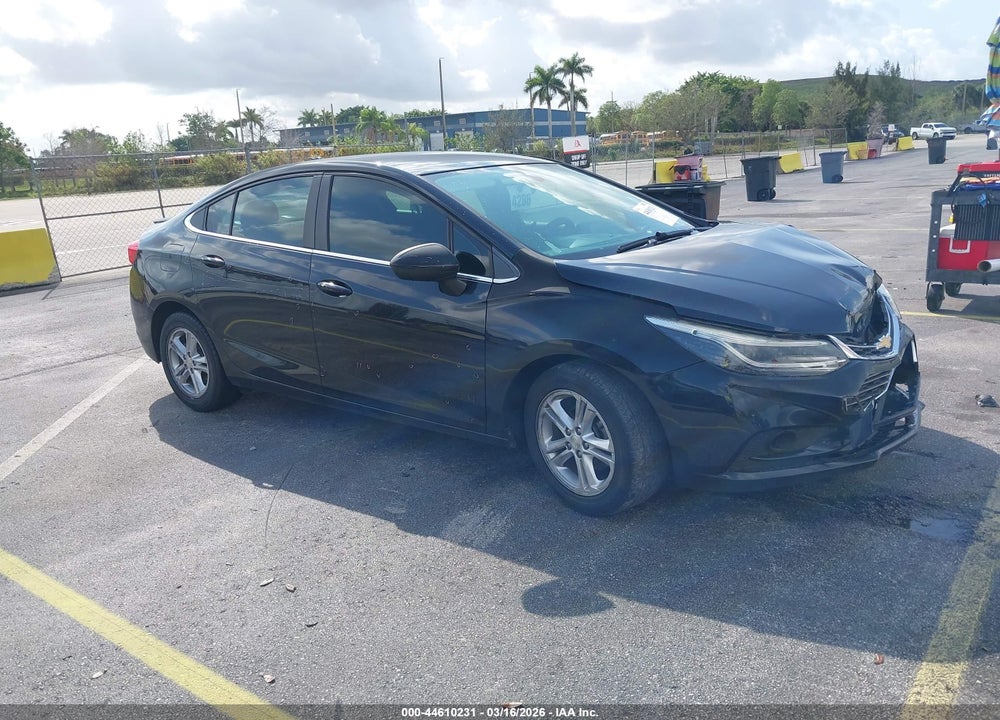 2017 CHEVROLET CRUZE LT AUTO VIN: 1G1BE5SM4H7118748