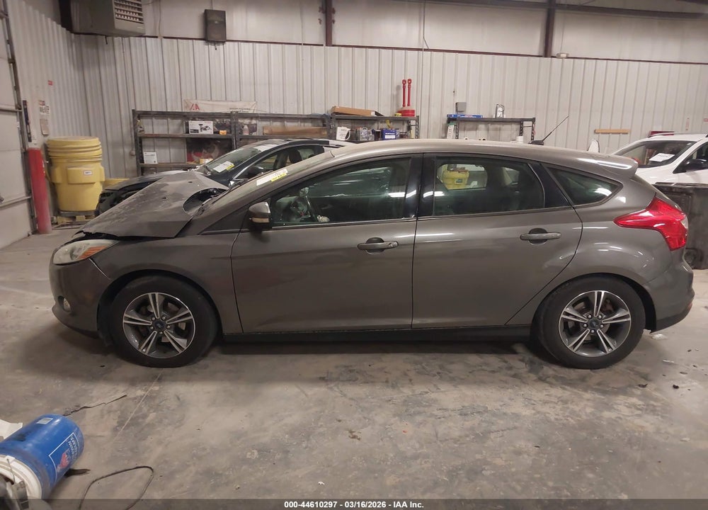 2014 FORD FOCUS SE VIN: 1FADP3K29EL346752